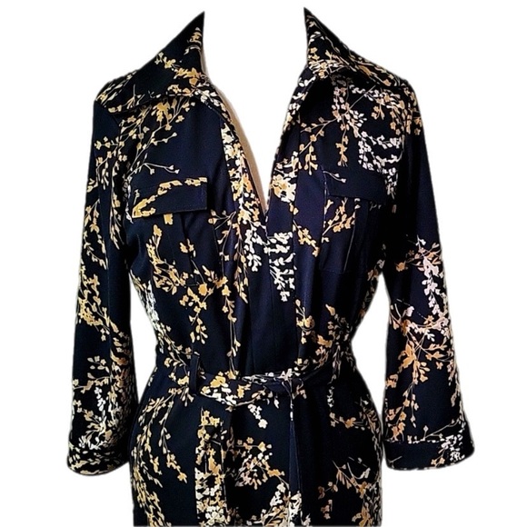 Becky & Max Long Sleeved Floral Tie Waist Wrap Dress - Picture 2 of 9